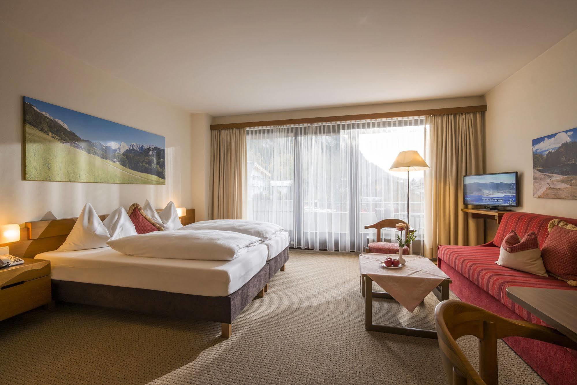 Aparthotel Andreas Hofer คุฟชไตน์ ภายนอก รูปภาพ
